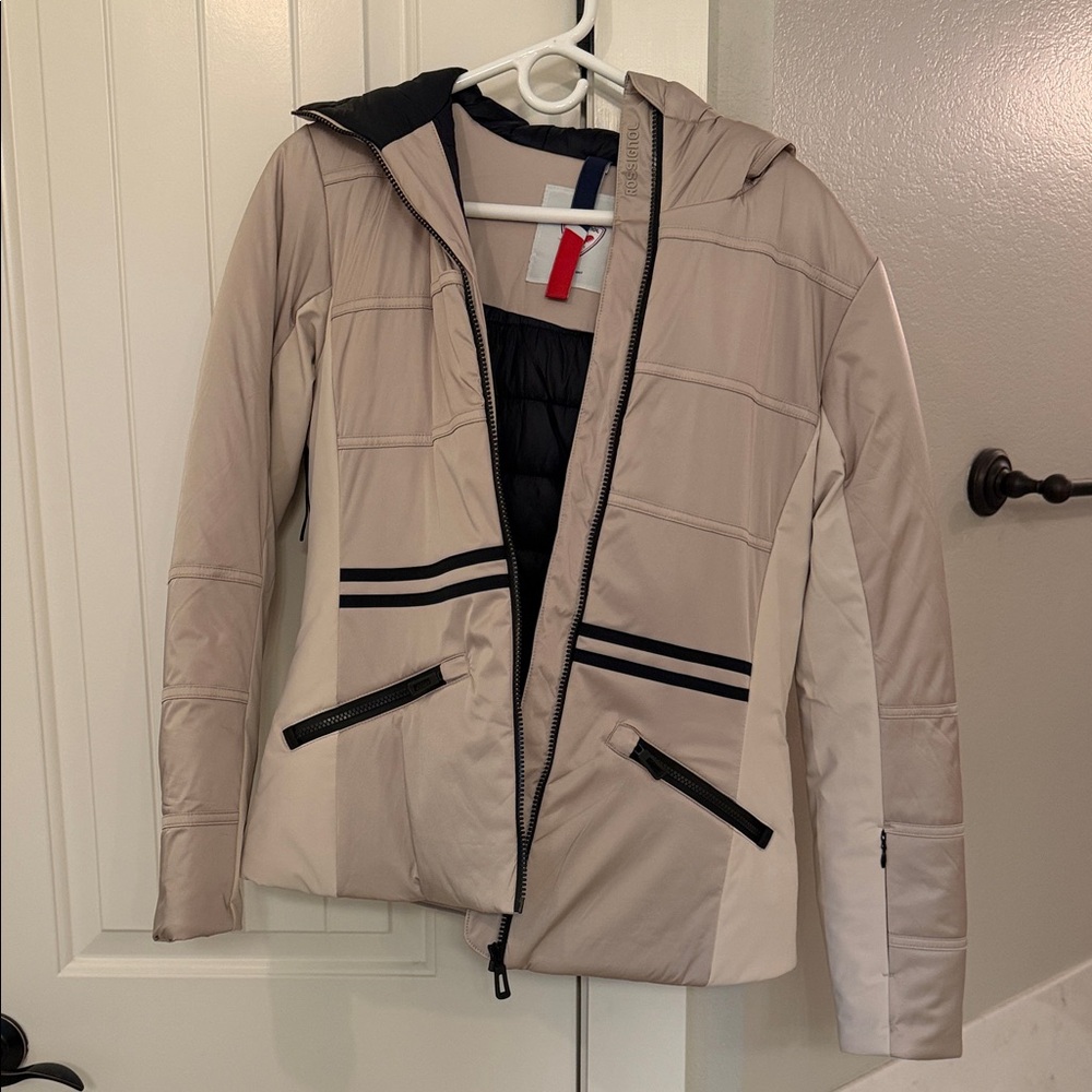 Rossignol Women's Beige Ski Jacket with Black Details